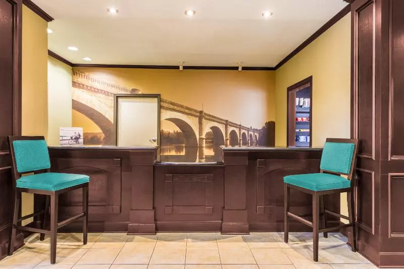 Staybridge Suites Kansas City Independence, An Ihg