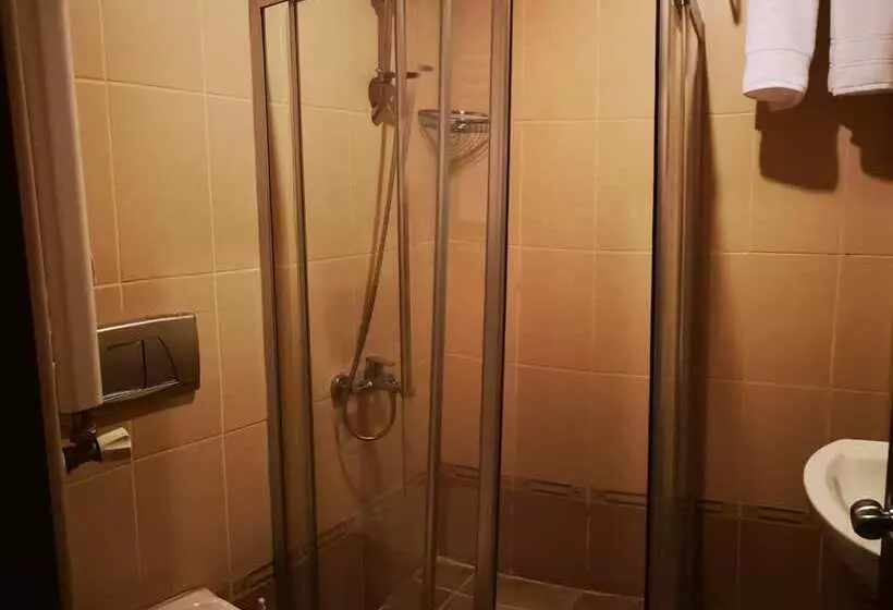 هتل Angels Garden