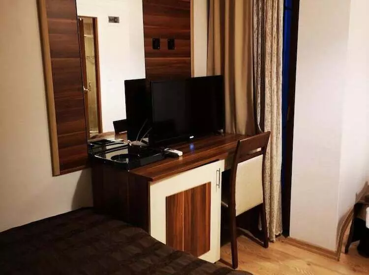 هتل Angels Garden