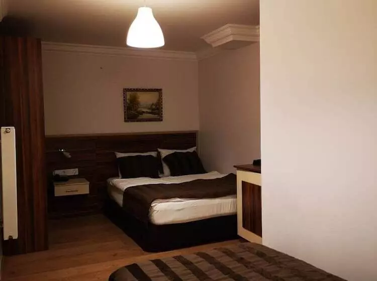 هتل Angels Garden