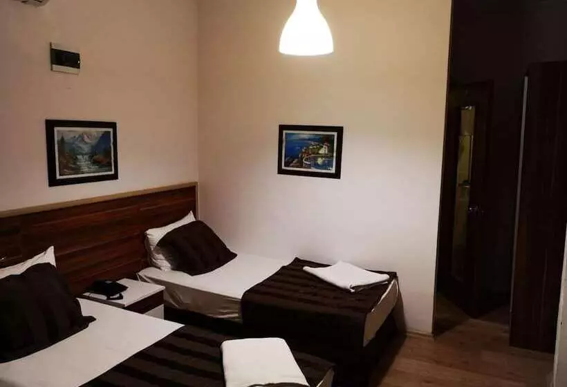 هتل Angels Garden