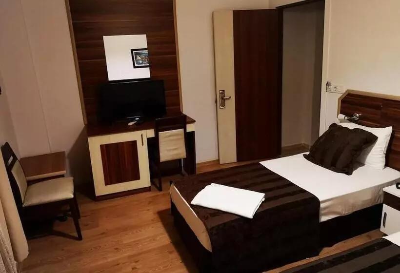 هتل Angels Garden