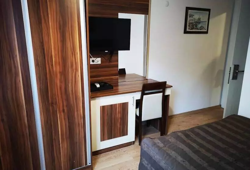 هتل Angels Garden