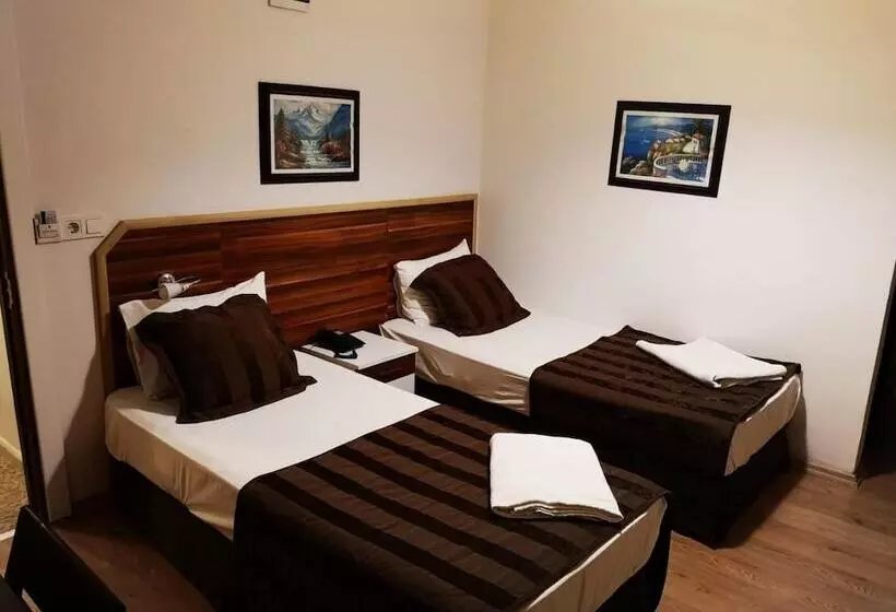 هتل Angels Garden