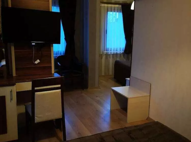 هتل Angels Garden