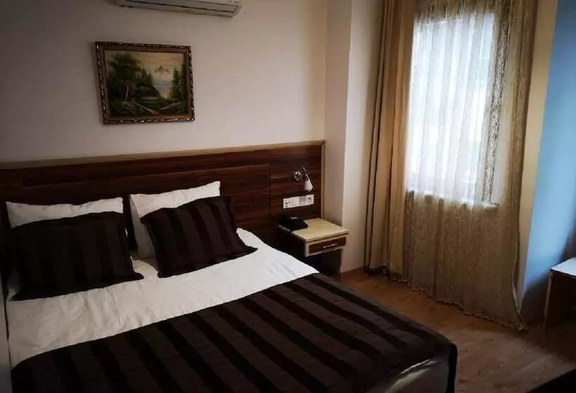 هتل Angels Garden