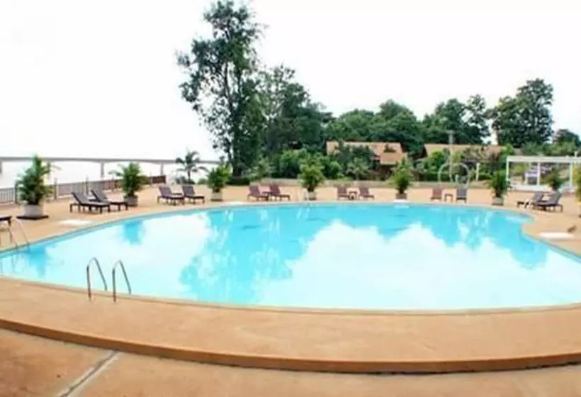 Отель Arawan Riverside