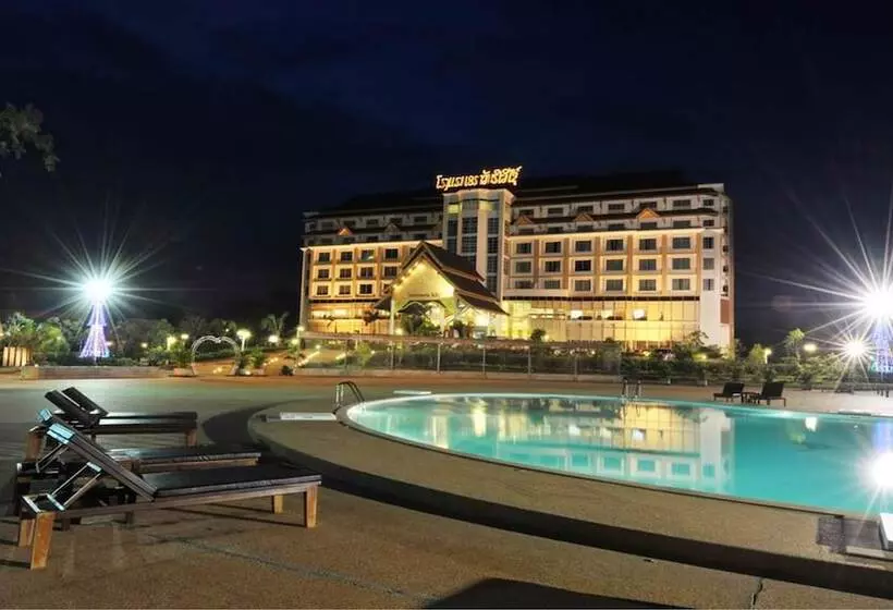 Отель Arawan Riverside