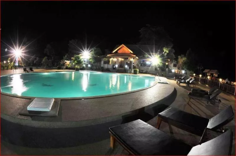 Отель Arawan Riverside