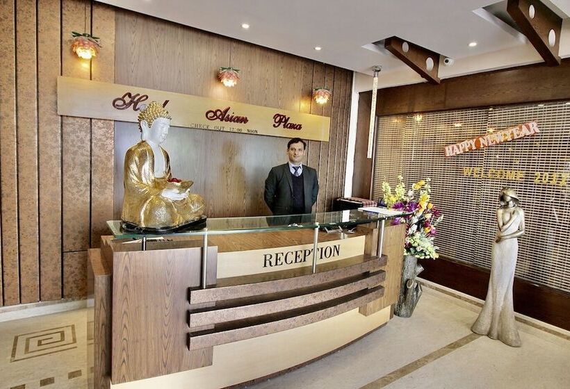 בית מלון כפרי Asian Plaza Dharamshala