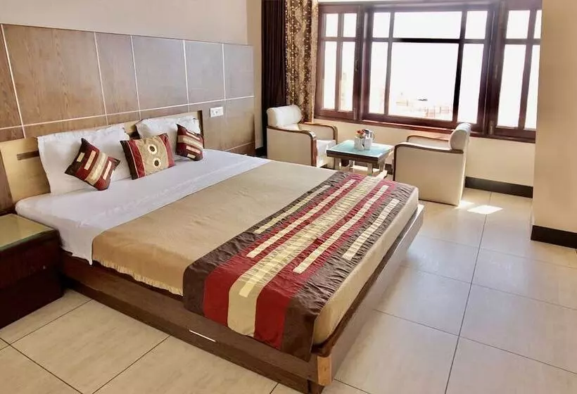 Hotel Asian Plaza Dharamshala