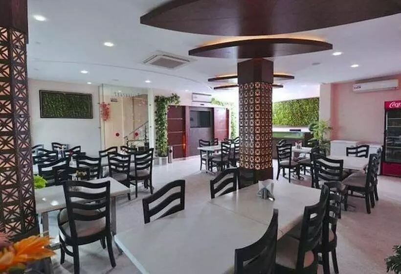 Hotel Asian Plaza Dharamshala