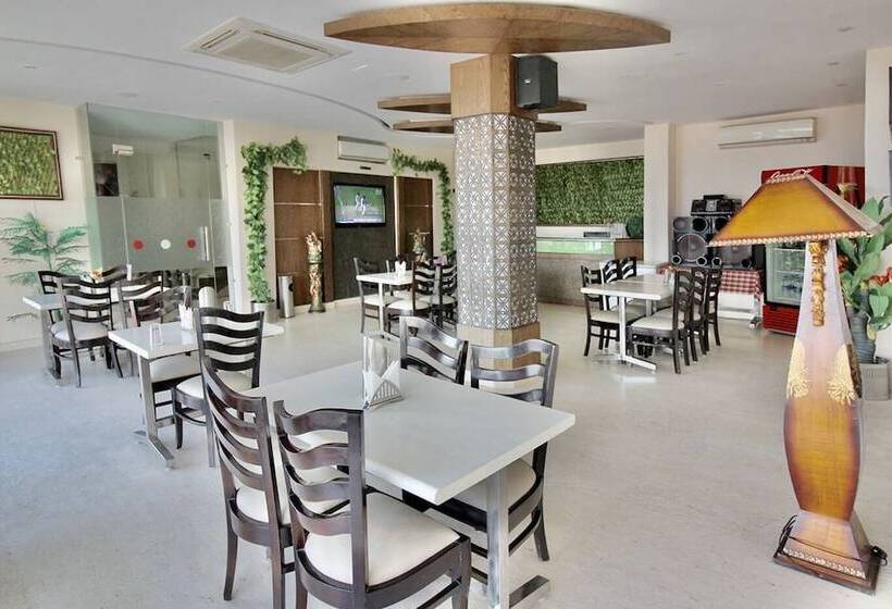 בית מלון כפרי Asian Plaza Dharamshala