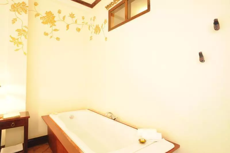 هتل Lotus Villa