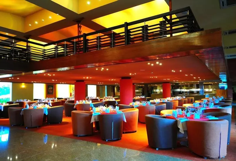 هتل Munyonyo Commonwealth Resort