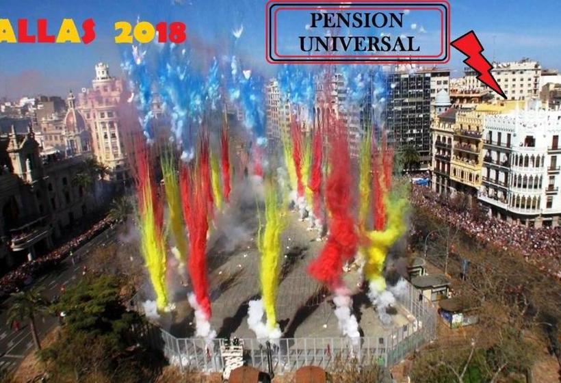 فندق Pensión Universal