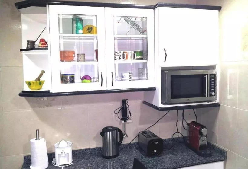 فندق Pensión Universal