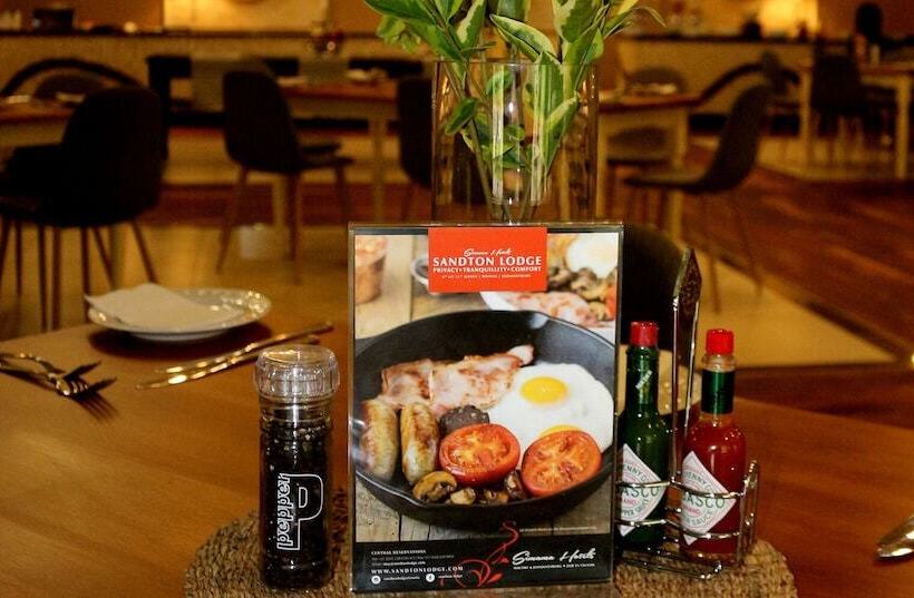 Отель Sandton Lodge Rivonia