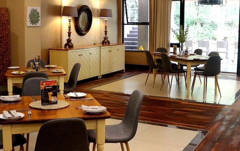 Отель Sandton Lodge Rivonia