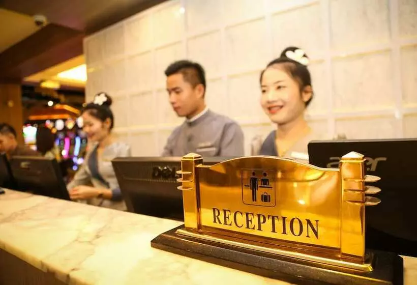 Отель Savan Resorts