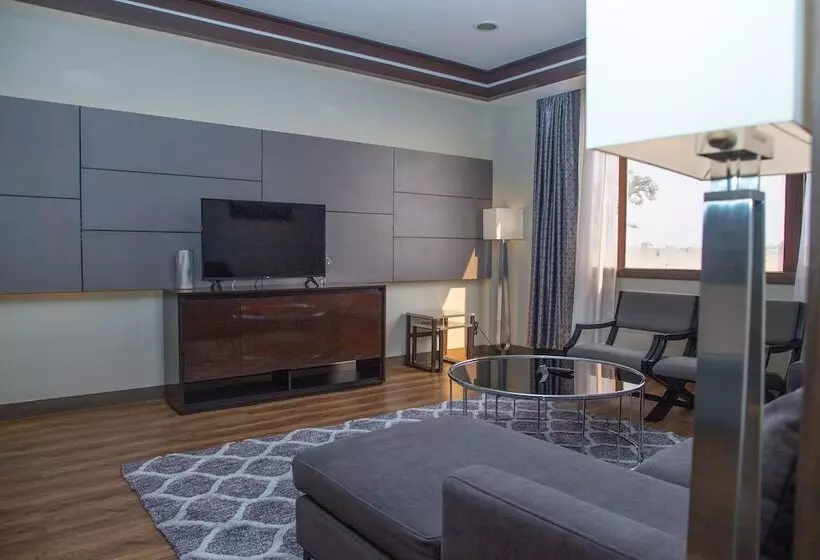 Отель Savan Resorts