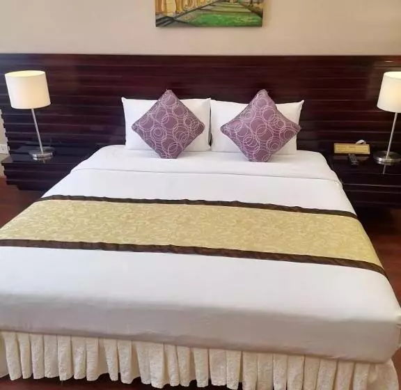 Отель Savan Resorts