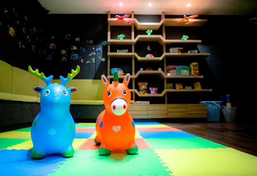 فندق Savan Resorts