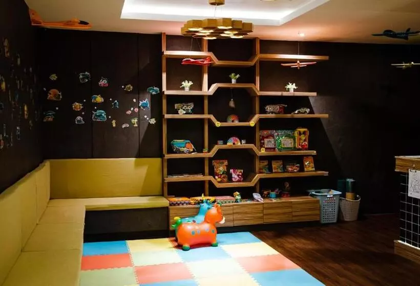 Отель Savan Resorts