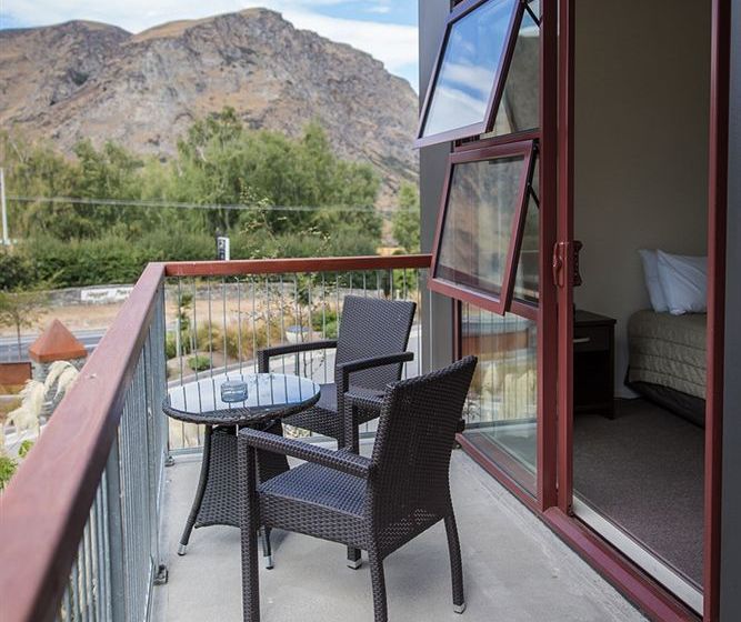 酒店 Shotover Lodge