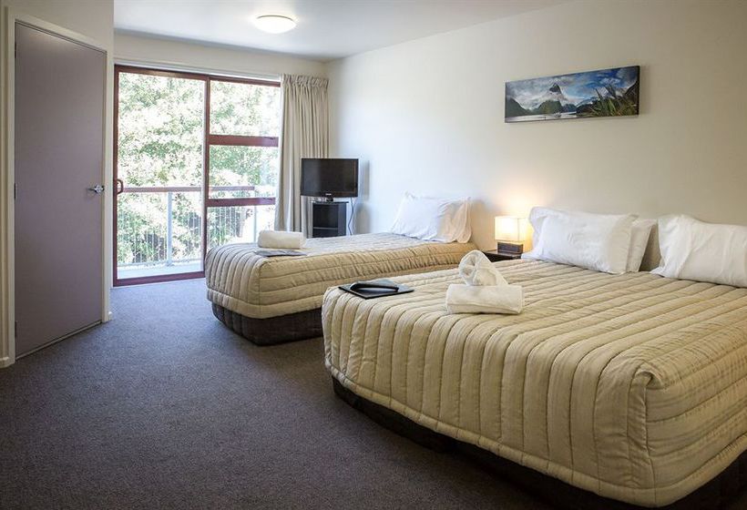 酒店 Shotover Lodge