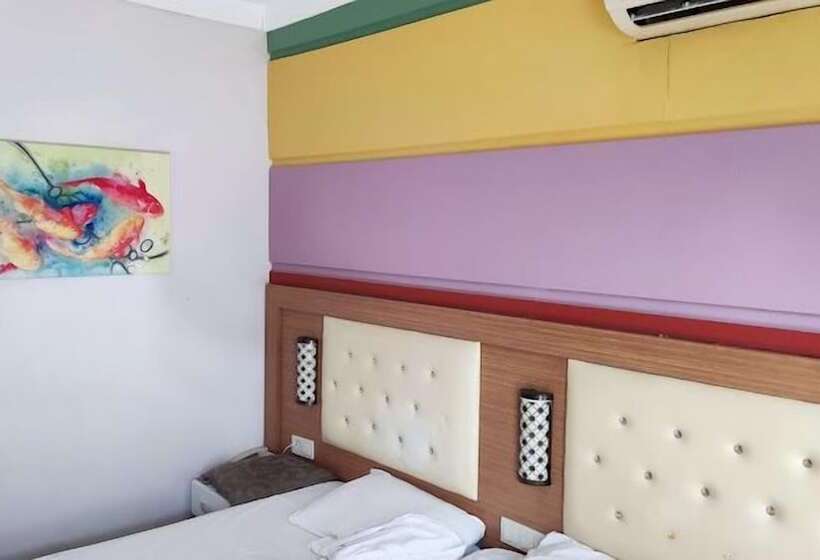 בית מלון כפרי Side Win