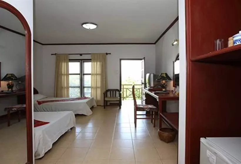 ホテル Vansana Plain Of Jars