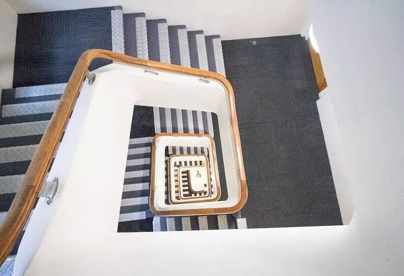 호텔 Waterloo & Backpackers