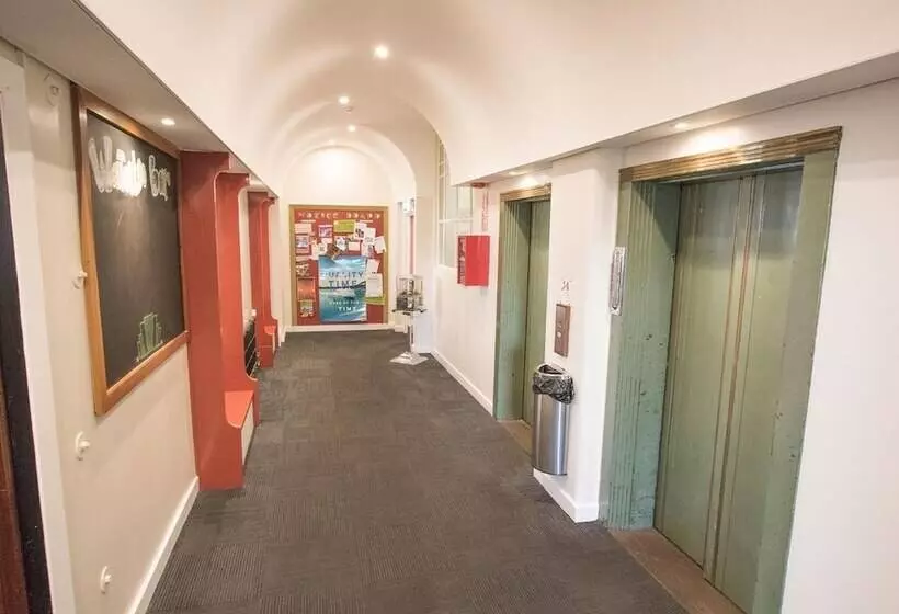 호텔 Waterloo & Backpackers