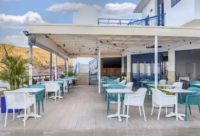 Apartments At Cala Blanca