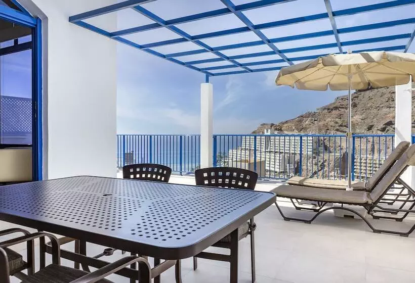 Apartments At Cala Blanca