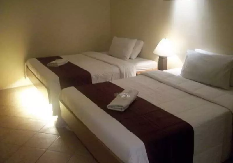 Gran Prix Hotel Pasay