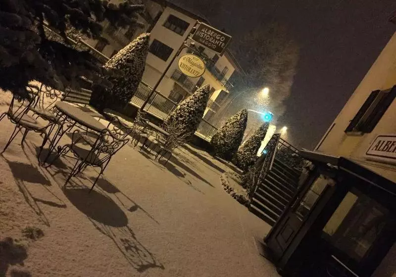 Отель Albergo Del Cacciatore