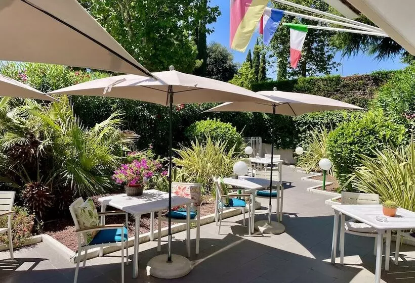 בית מלון כפרי Alfieri