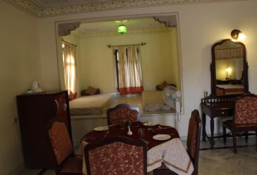 Hotel Amar Mahal
