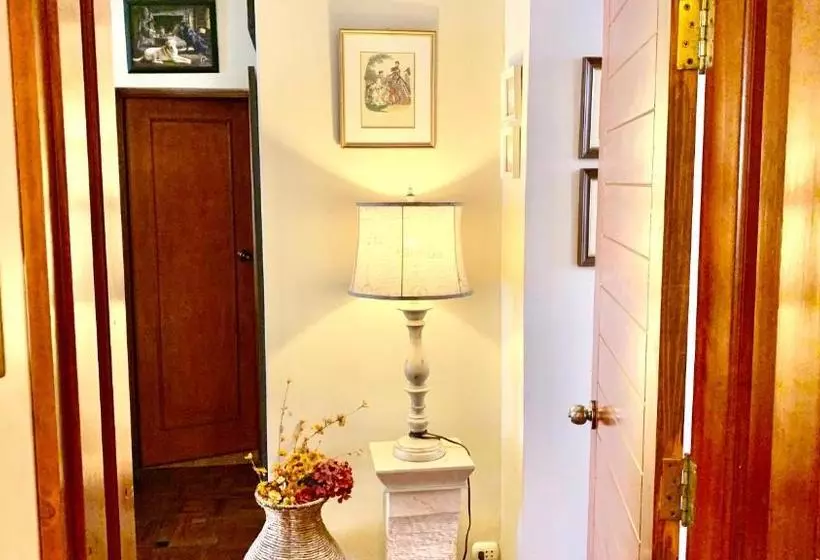 Отель Casa Bella Miraflores