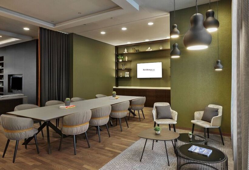 בית מלון כפרי Residence Inn By Marriott Munich City East