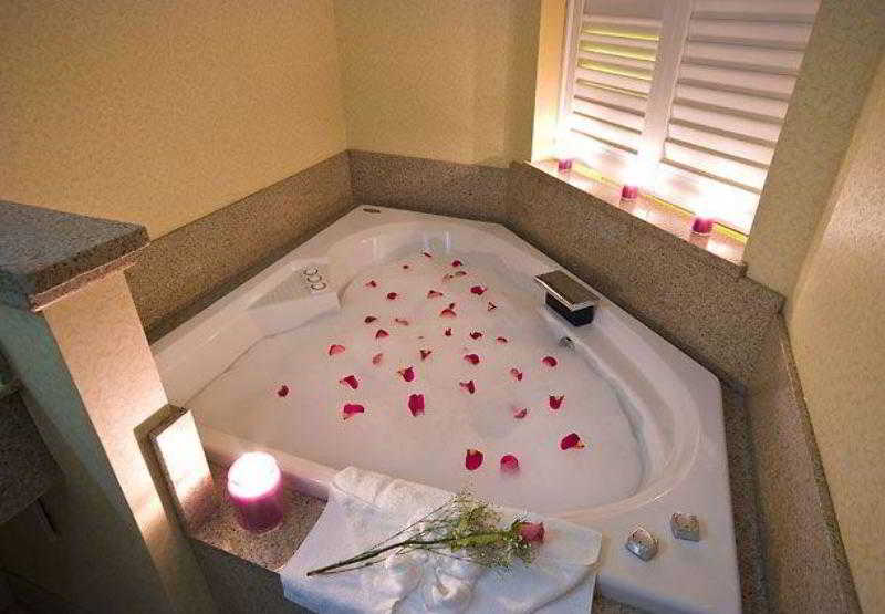 Hotelli Fairfield Inn & Suites By Marriott Marshall