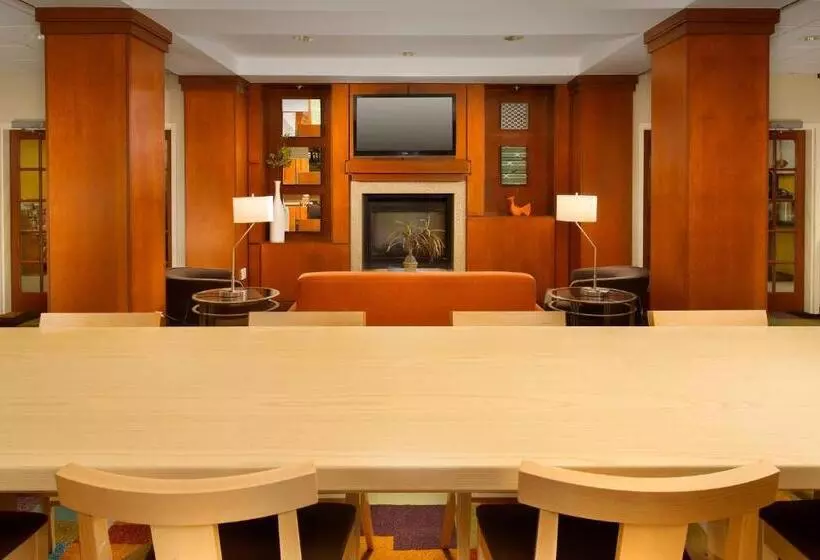 호텔 Fairfield Inn & Suites By Marriott Marshall