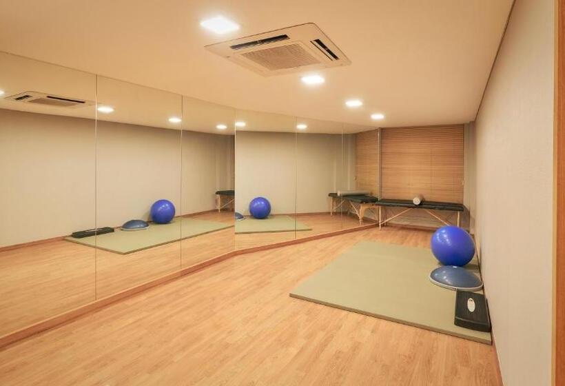 בית מלון כפרי Mercure Ambassador Jeju