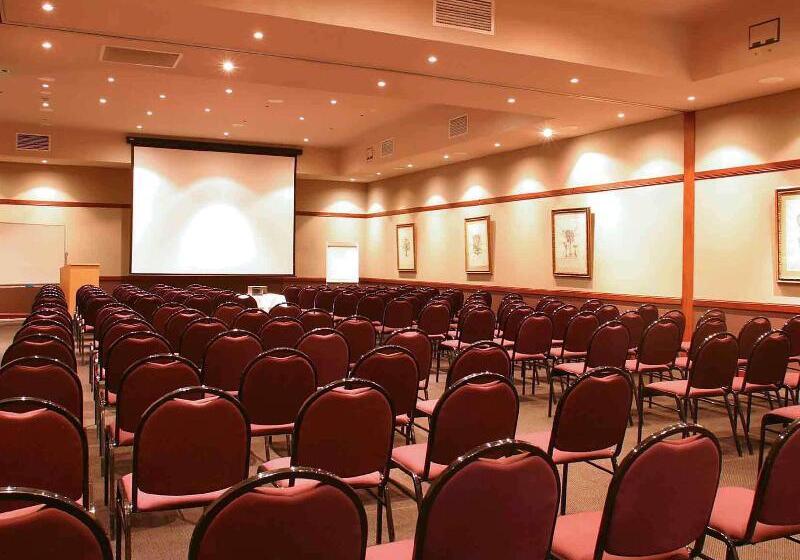 בית מלון כפרי Mercure Hunter Valley Gardens