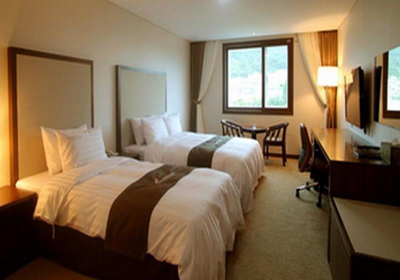 فندق Narsha Tourist