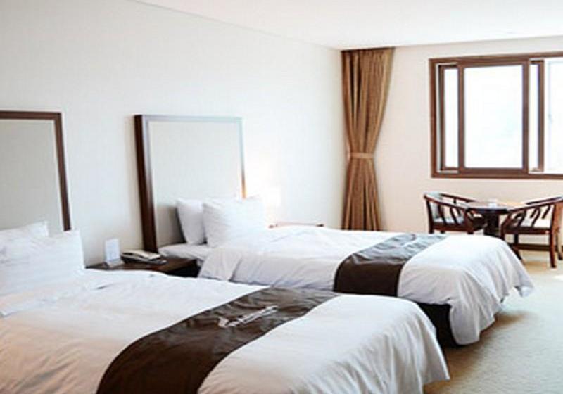 فندق Narsha Tourist