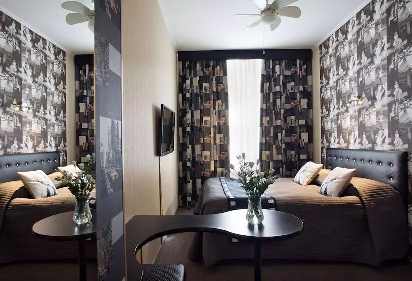 ホテル Nevsky Contour