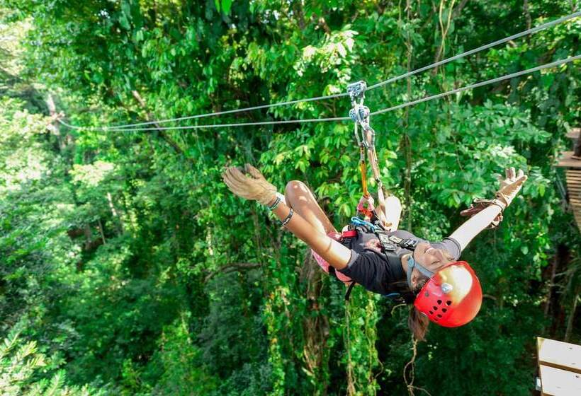 호텔 Red Frog Beach Island Resort